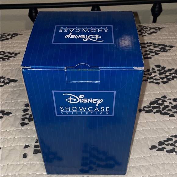 Disney Showcase Collection – Madame Medusa #6010728 by Enesco - Picture 4 of 10